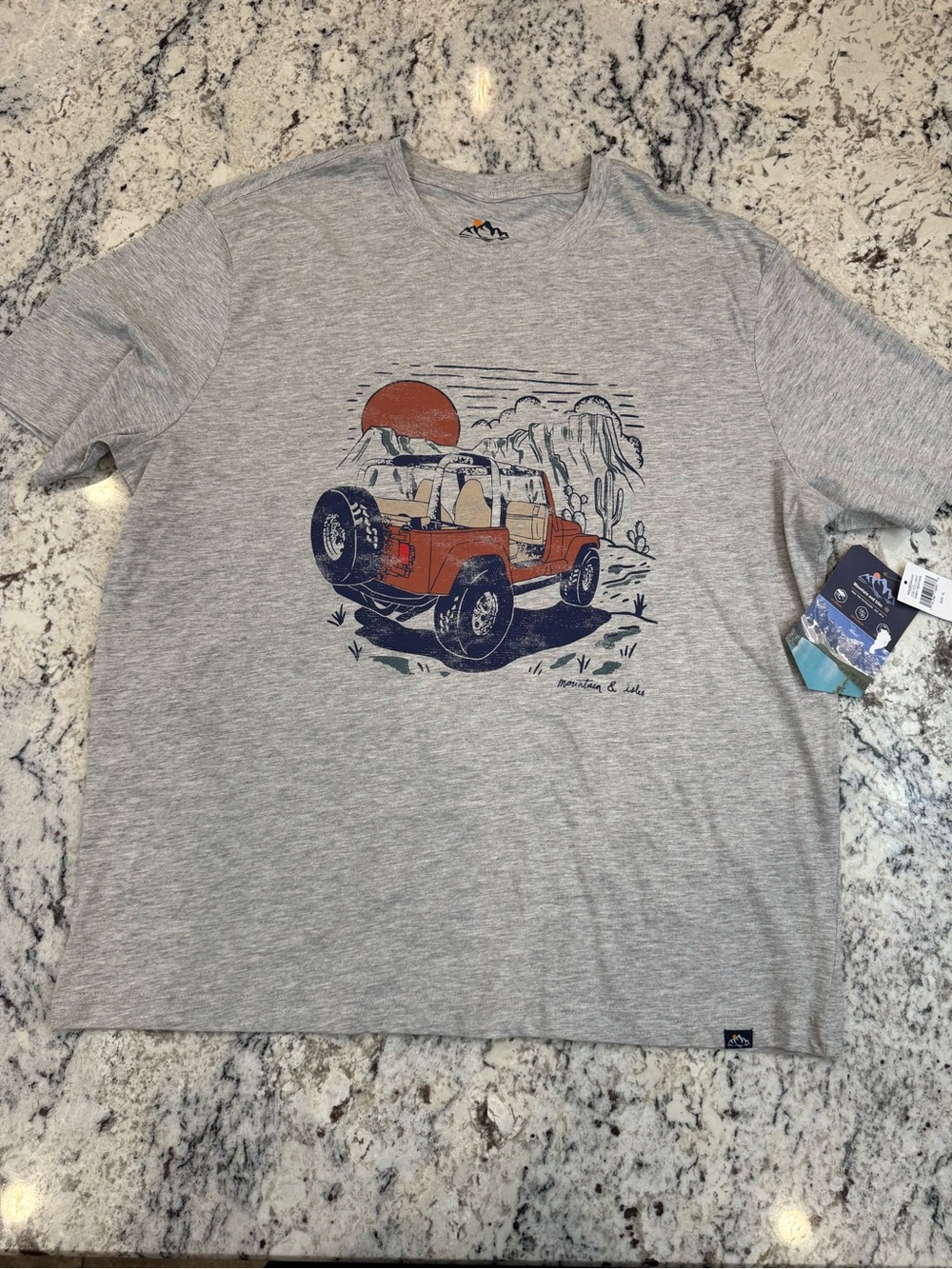 Mountain & Isles Desert Jeep Graphic Tee | Gray XL Western Boho - Picture 9 of 10